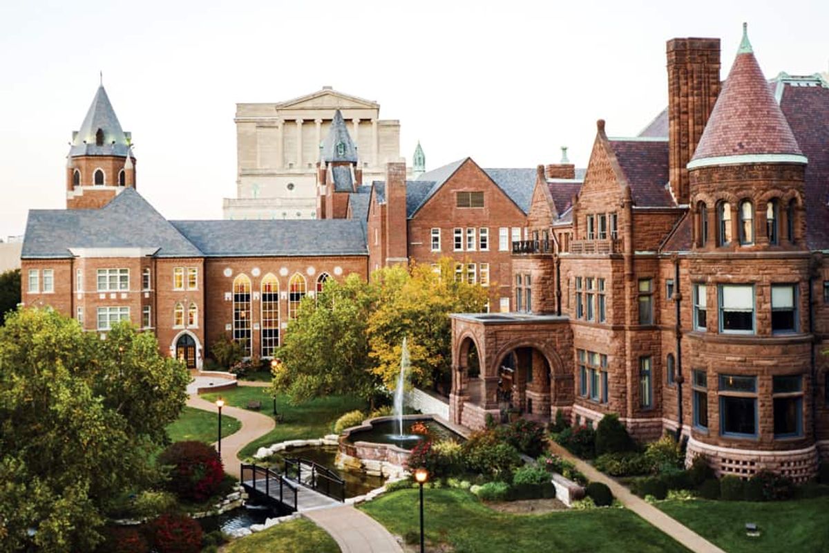 5 Reasons To Love Saint Louis University