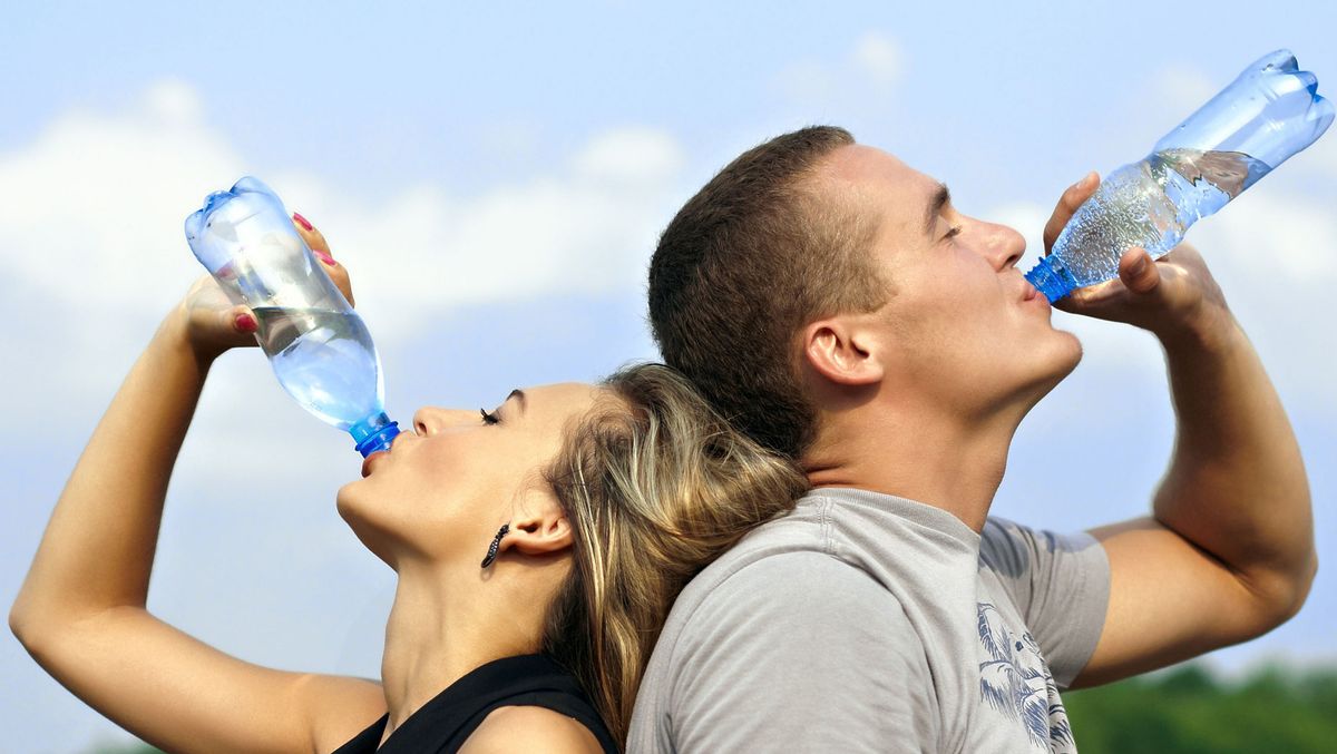 Why You NEED To Be Using A Reusable Water Bottle