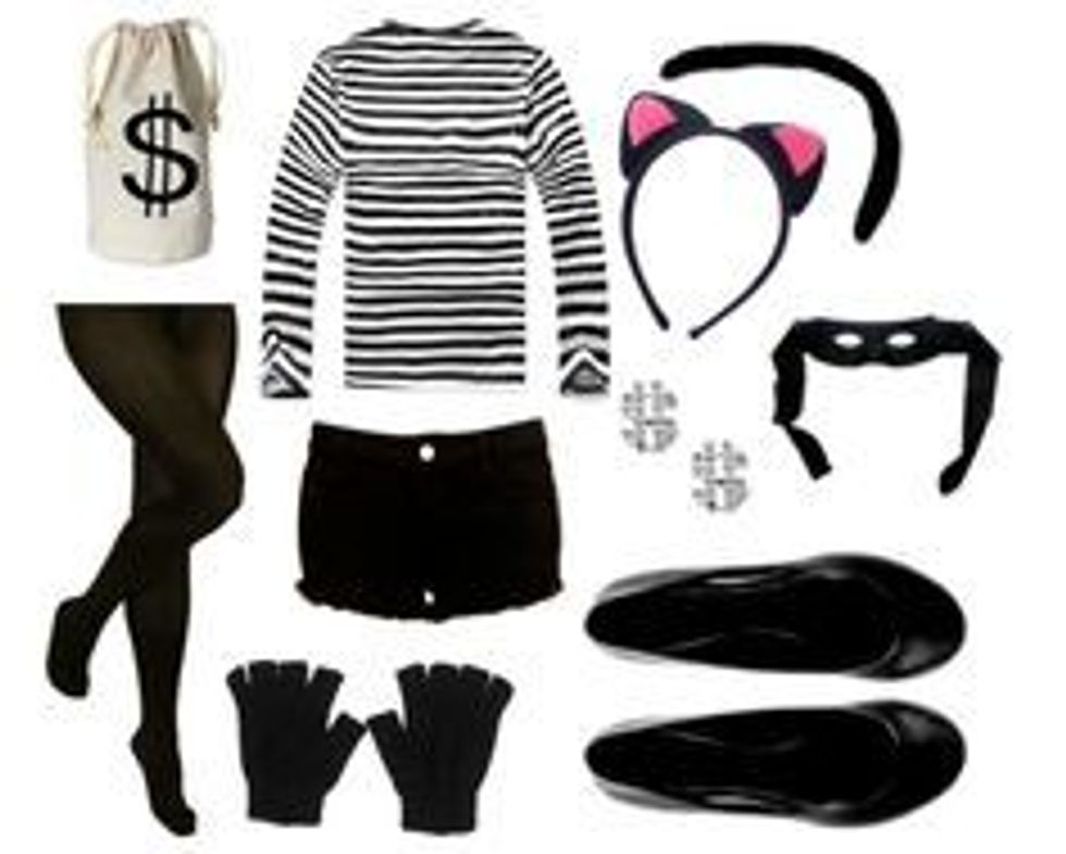 31 Greatest DIY Halloween Costumes For College Students