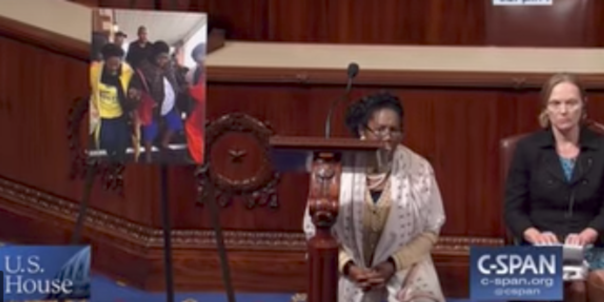 Congresswoman Sheila Jackson Lee Took a Knee on the House Floor