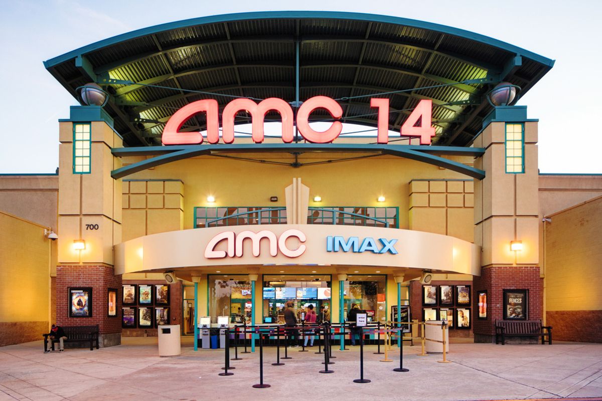 AMC bets $20 million on virtual reality centers
