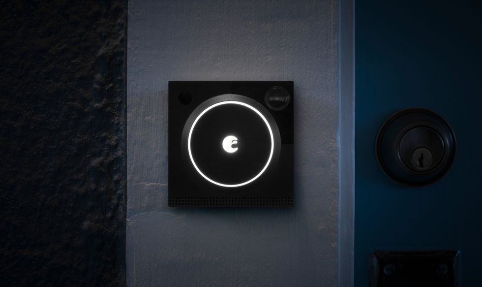August Home Brings 24/7 Security with Doorbell Cam Pro - Gearbrain