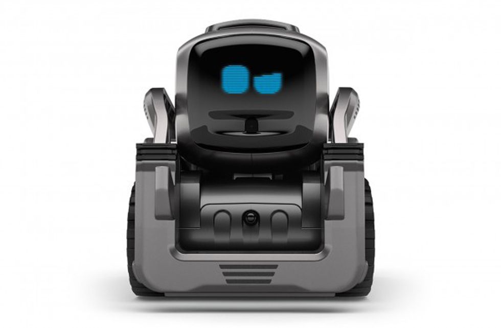 Anki Cozmo Review : The Best Smart Toy Of The Year - SlashGear
