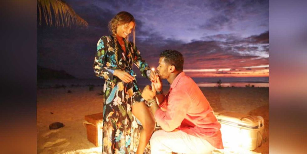 Russell Wilson Proposed To Ciara -- And The Reactions To Her Engagement Ring Are Hilarious