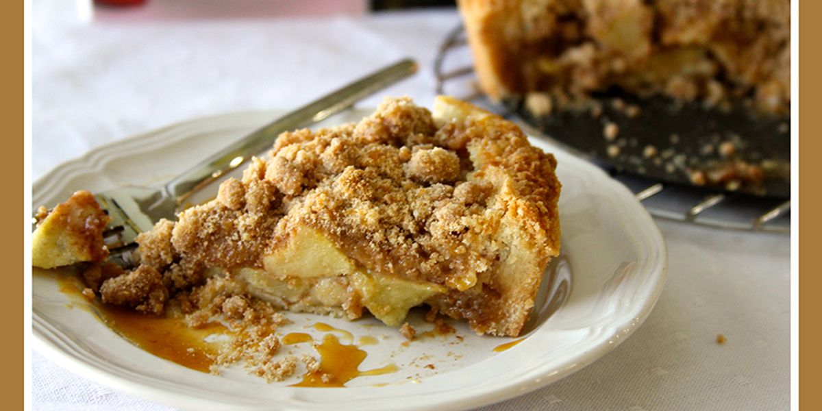 Disney's Caramel Apple Pie - My Recipe Magic