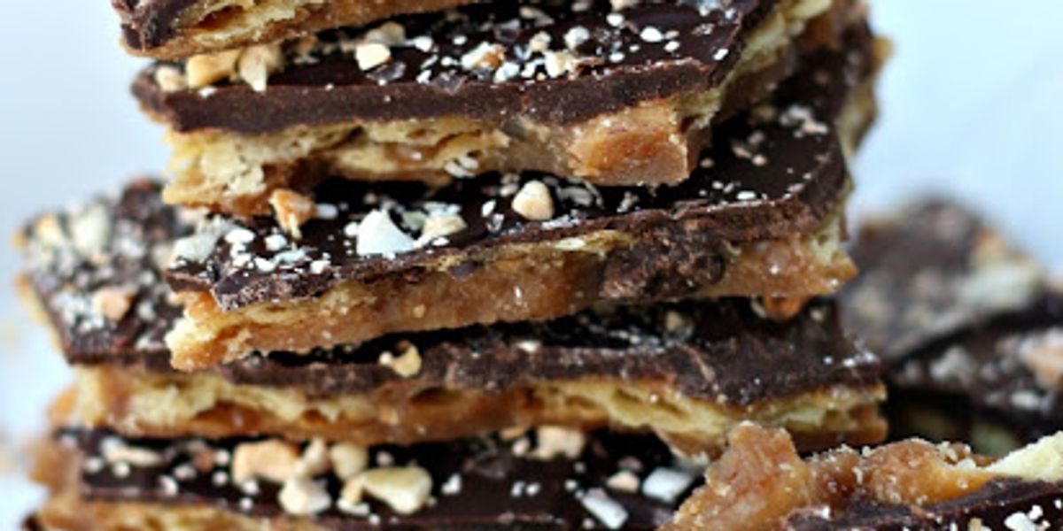 Saltine Cracker English Toffee - My Recipe Magic