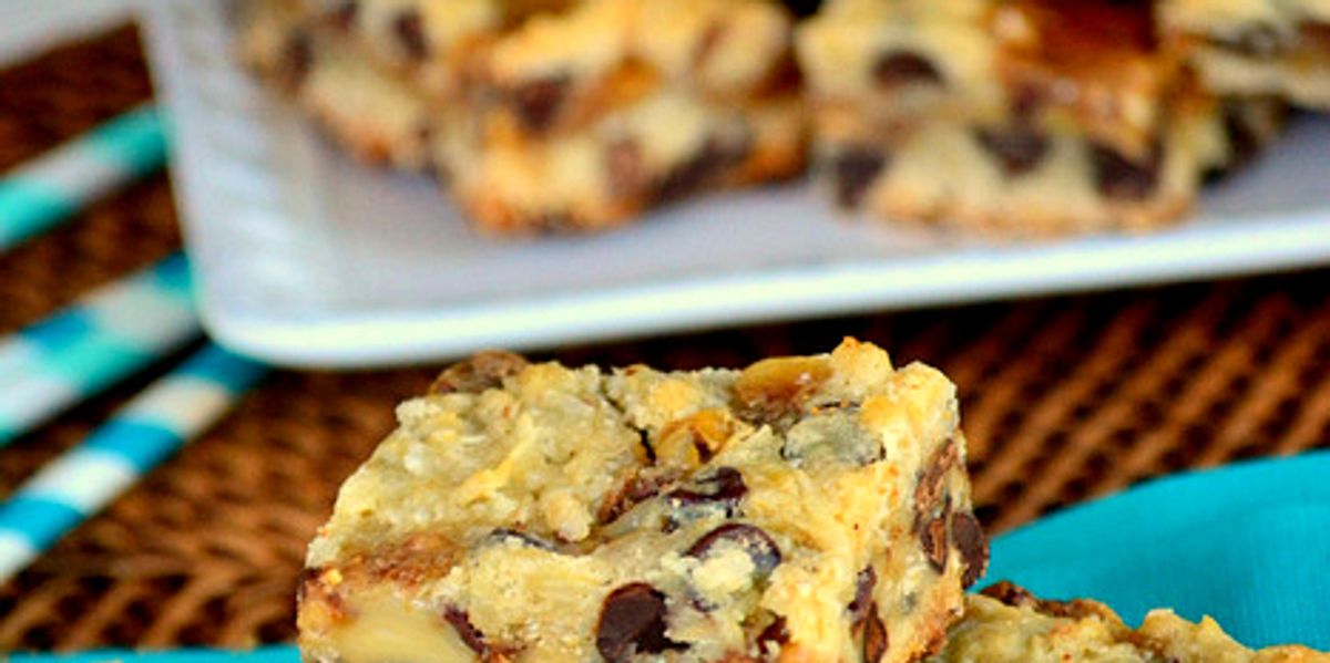 Coconut Toffee Chocolate Chip Cookie Bars My Recipe Magic