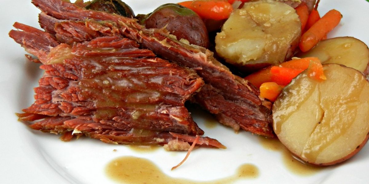Slow Cooked Corned Beef With Guinness Gravy My Recipe Magic