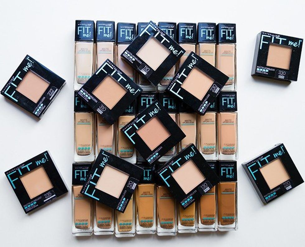 Drugstore Makeup Finds: Maybelline Fit Me Matte + Poreless Foundation And Powder Swatches + Review