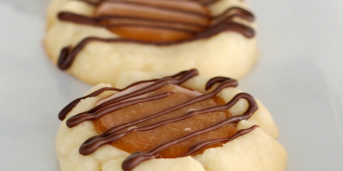 Caramel Shortbread Cookies with Chocolate Drizzle My Recipe Magic
