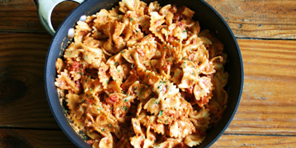 One Dish Creamy Tomato Bow Tie Pasta Skillet My Recipe Magic