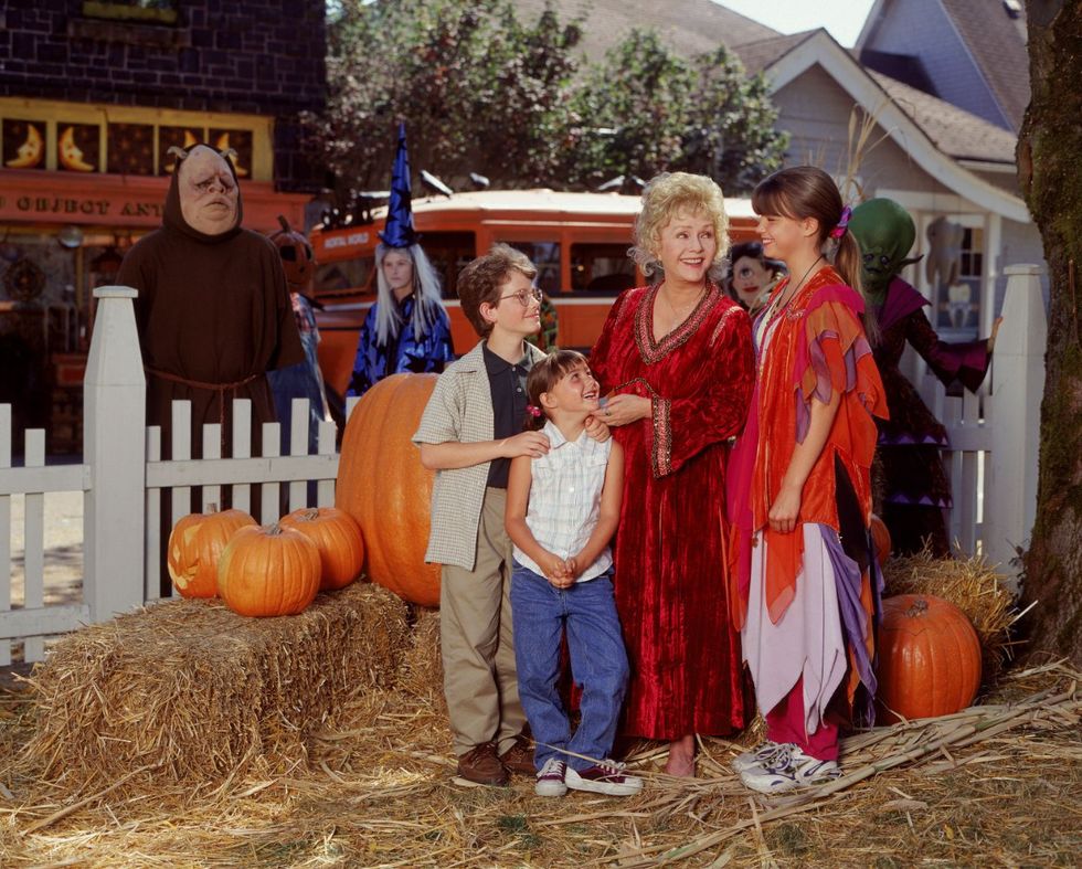 13 Must Watch Throwback Halloween Movies
