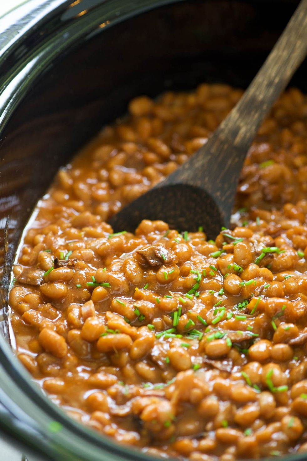 Slow Cooker Healthy Maple Bacon Baked Beans - My Recipe Magic