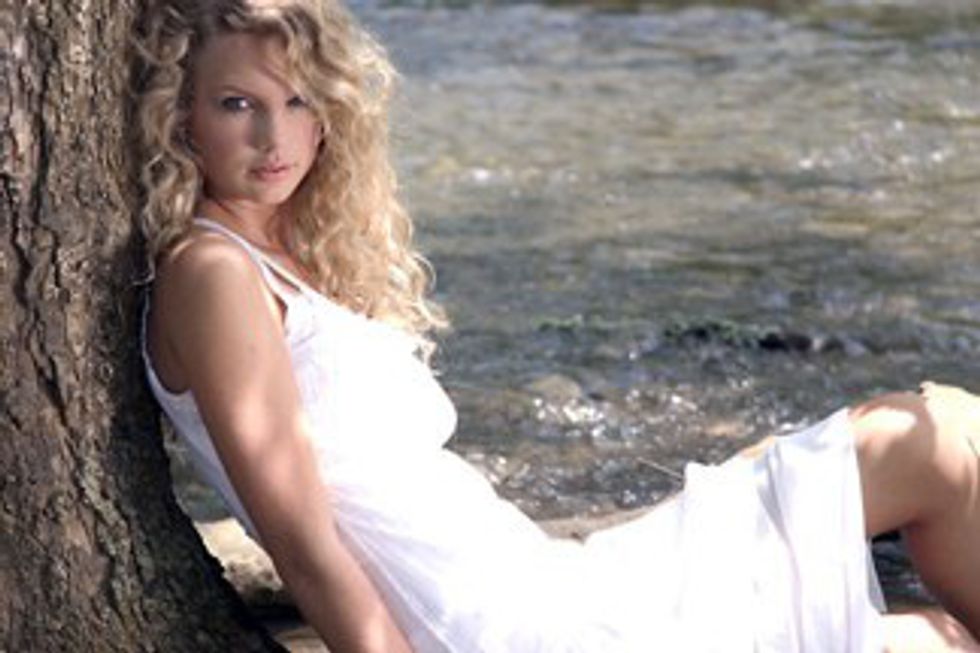 15 Taylor Swift Lyrics I Finally Understand