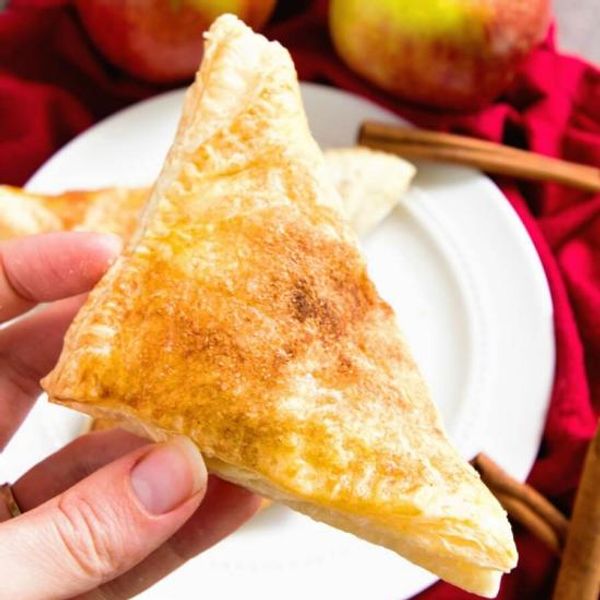 Easy Apple Turnover Recipe - Julie's Eats & Treats ®