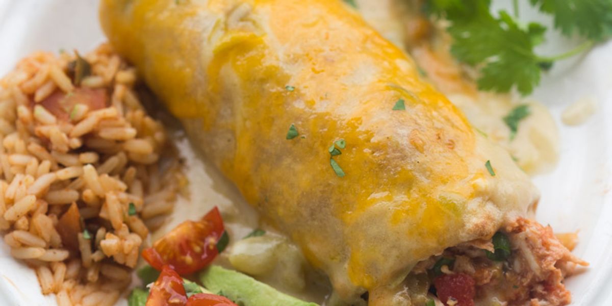 Smothered Green Chile Chicken Burritos My Recipe Magic 5629