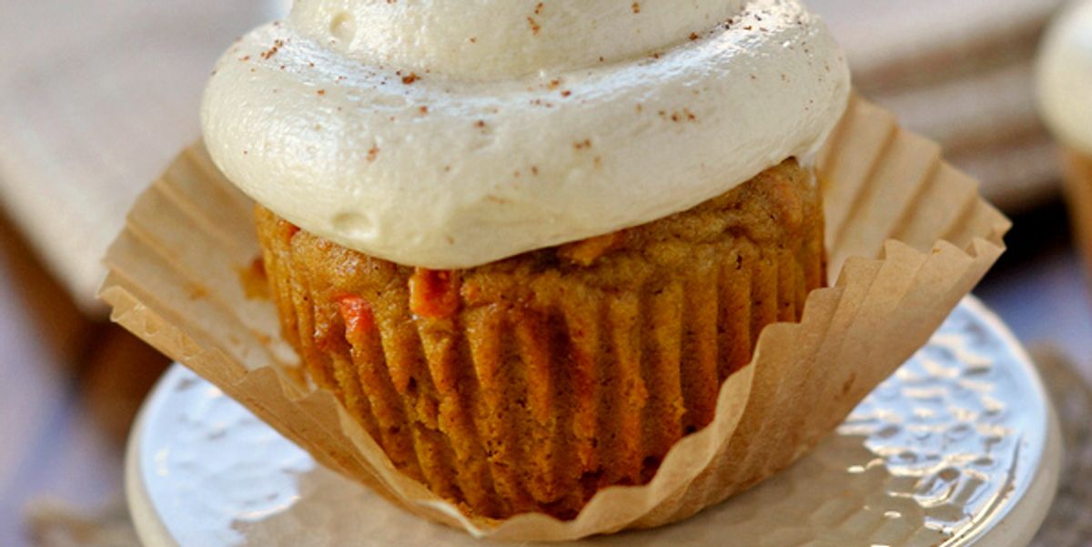 Pumpkin Carrot Cake Cupcakes with Maple Cream Cheese Pumpkin Carrot Cake Cupcakes with Maple Cream Cheese