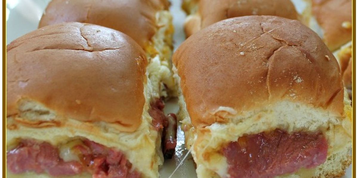 Hot Roast Beef Party Sandwiches My Recipe Magic