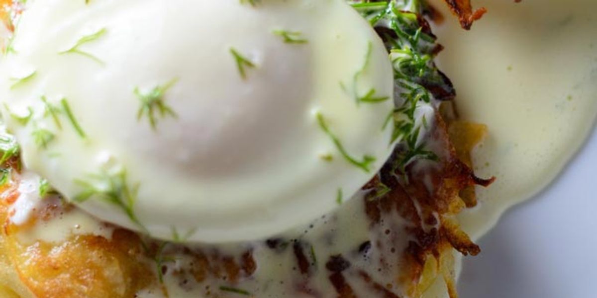 Homemade Hash Browns topped with Eggs Benedict My Recipe Magic