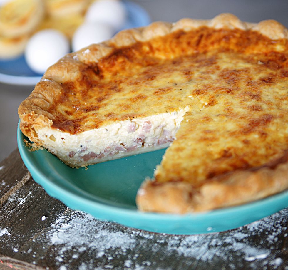 Southern Breakfast Pie with Ham and Cheese - My Recipe Magic
