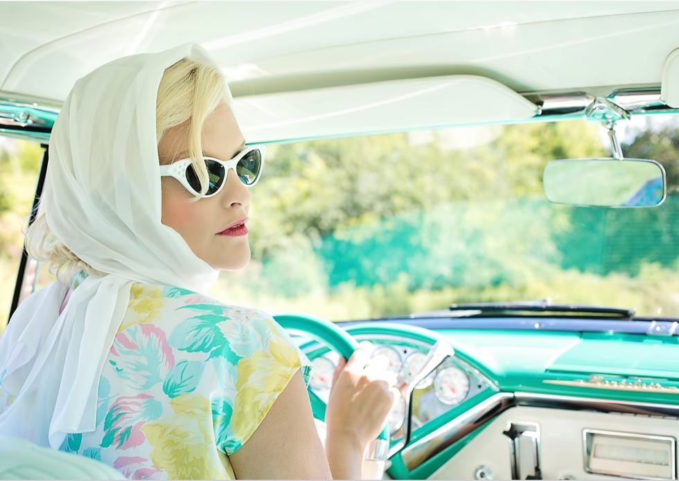 3 Reasons Why Singing In The Car Is Actually Worth Your Embarrassment