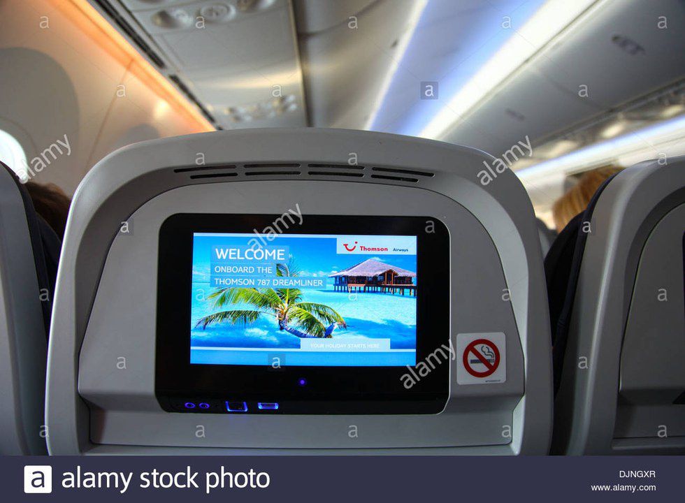 10 Ways to pass the time on an airplane