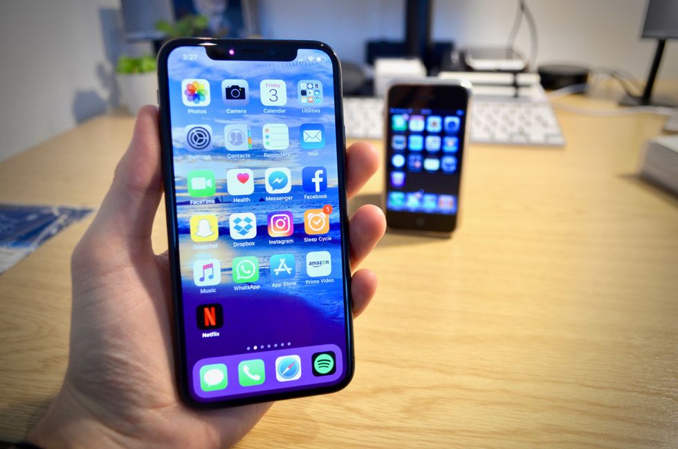 Apple iPhone X hands on images vs iPhone 2G comparison - Gearbrain