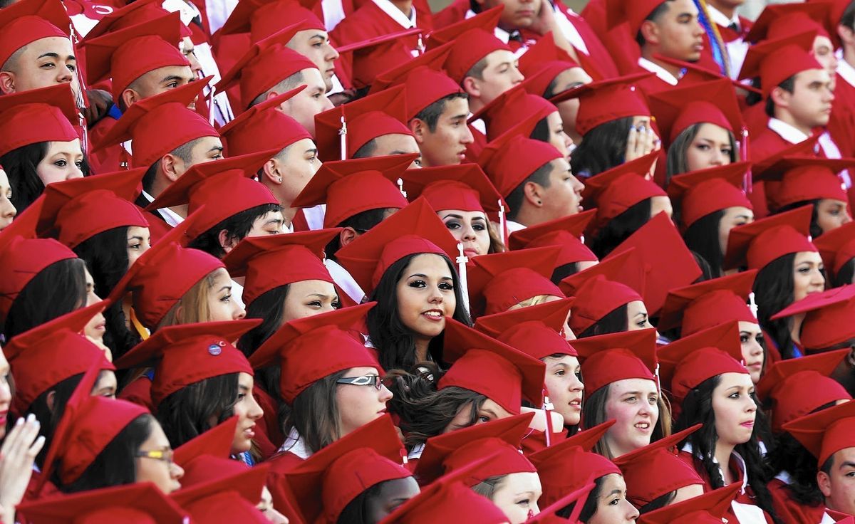 9 Pieces Of Advice For High School Seniors Going To College