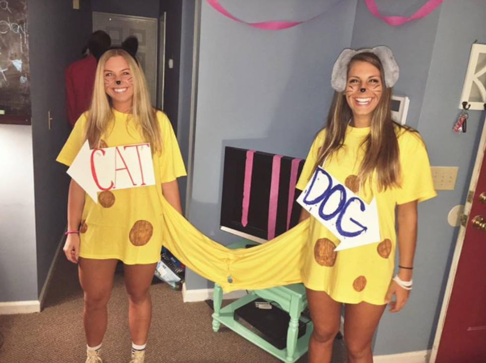 11 Dynamic Duo Costumes That Can T Be Beat