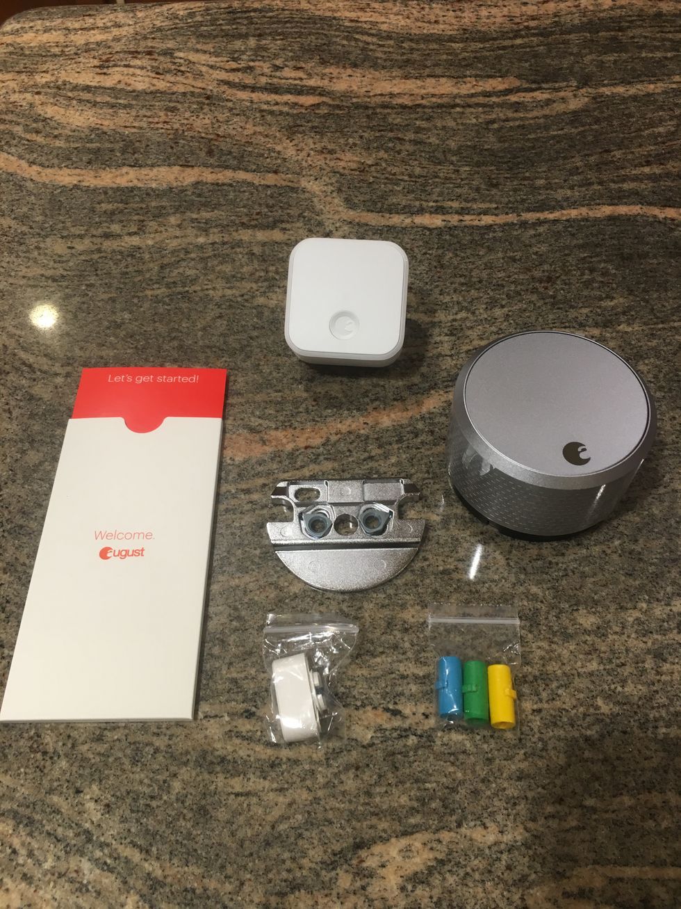 Unboxing August Smart Lock pro