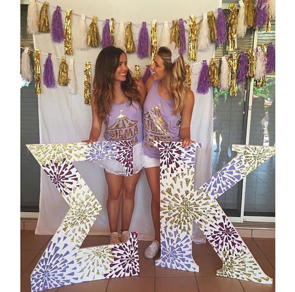 14 Things Sorority Girls Do That Are Actually Really Weird