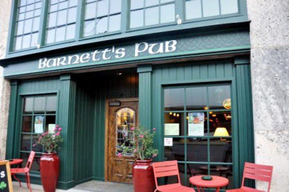 The 16 Best Happy Hours in Waco