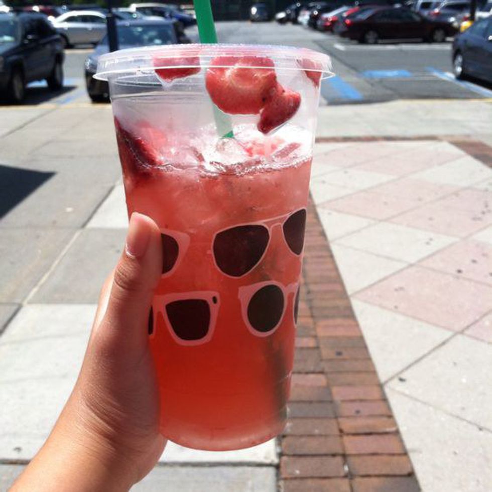 5 Must Have Starbucks Drinks