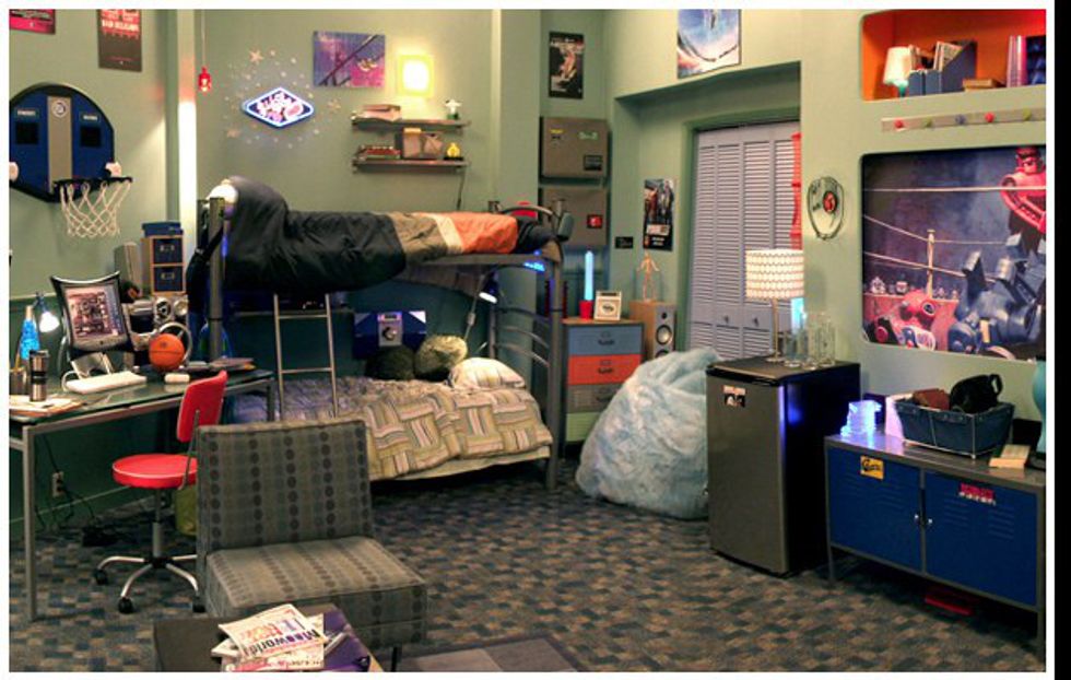 13 Reasons Why You Always Wanted To Attend PCA From 'Zoey 101'