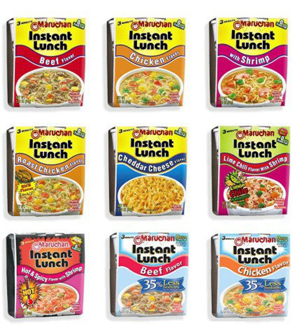 Top Five Foods To Keep In The Dorm Room