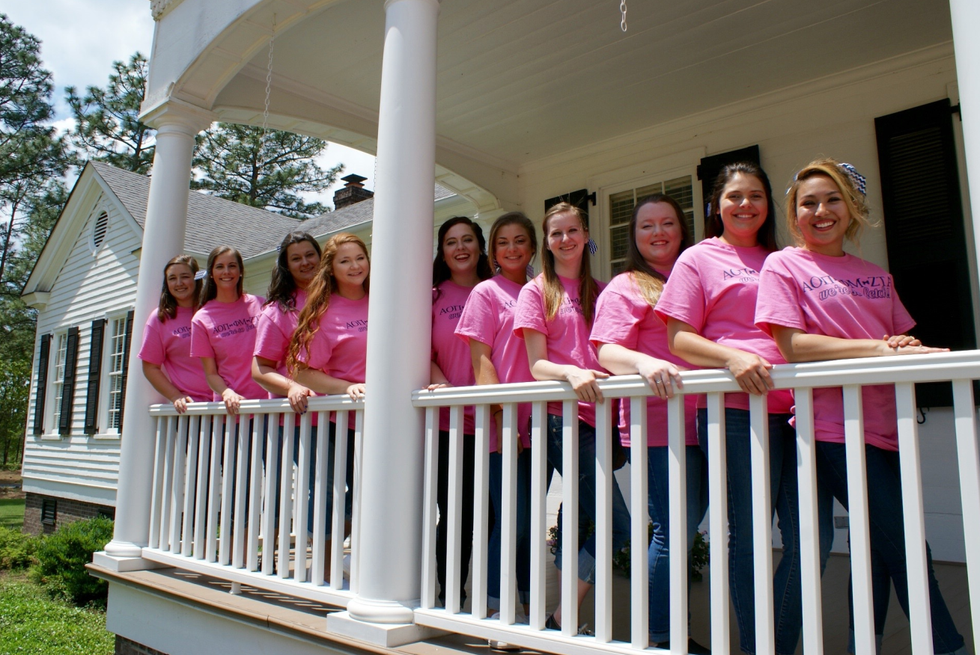 10 Reasons To Consider Greek Life