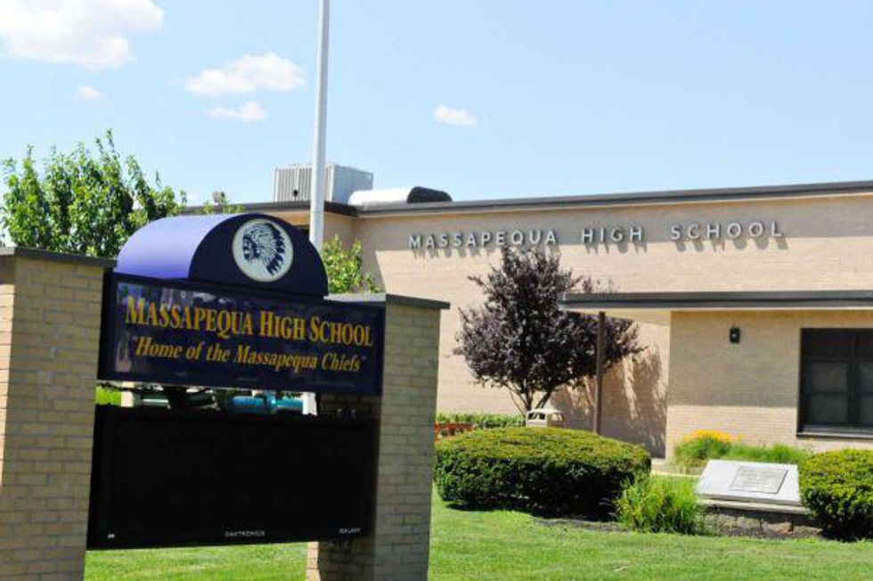 13 Signs You Went To Massapequa High School