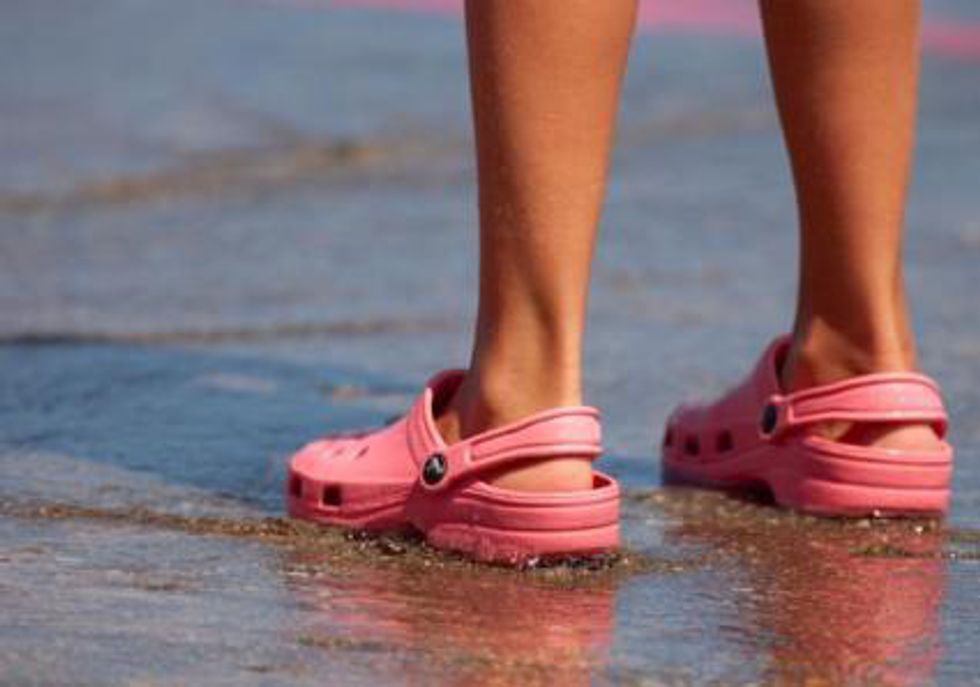 where can you get crocs for cheap