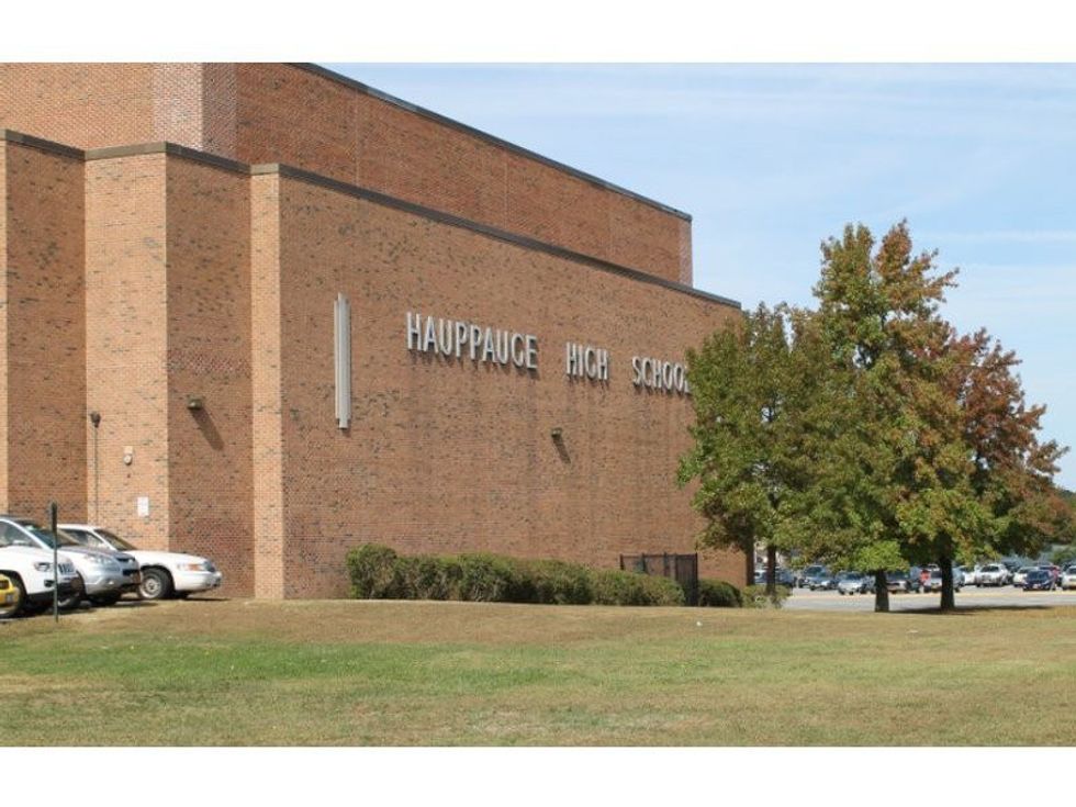 11 Signs You Grew Up In Hauppauge, NY