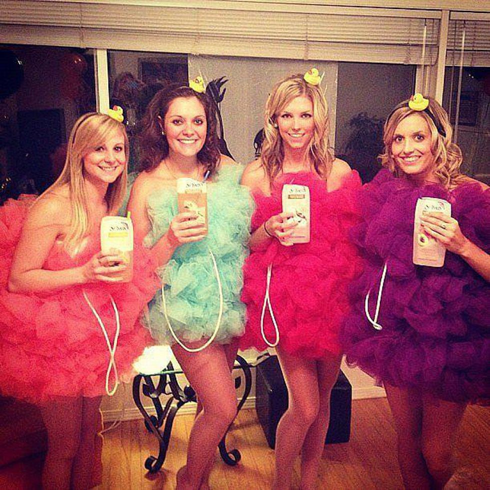 20 Basic Halloween Costumes For Your Basic Group Of Friends