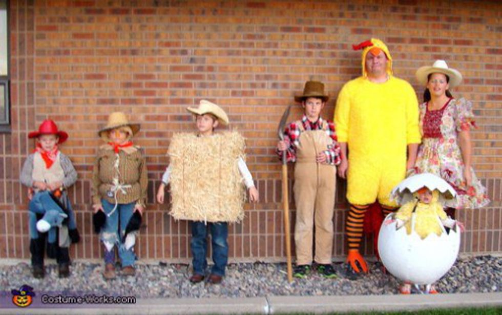 The 5 Easiest Last Minute Group Costumes