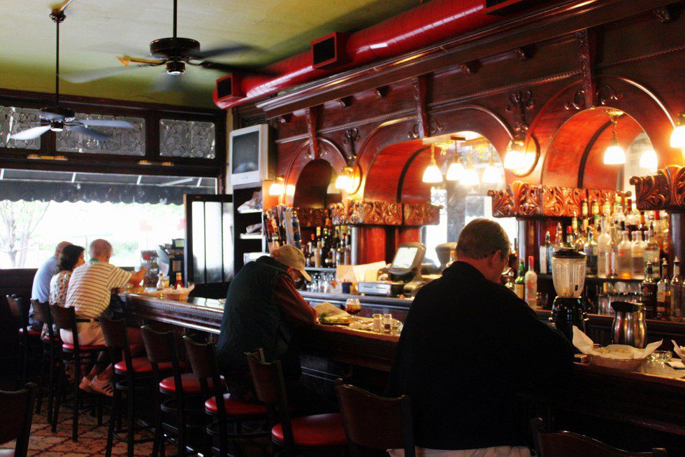 6 Cincinnati Bars You Need To Visit