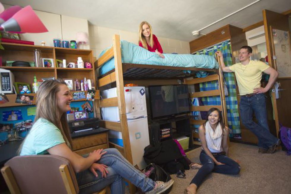 the-pros-and-cons-of-owning-a-car-in-college-renter-student-life