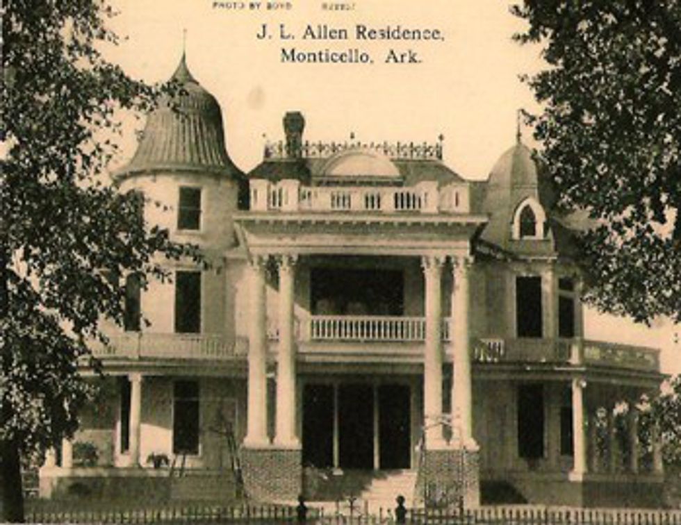 5 Haunted Locations In Arkansas That You Can Actually Visit