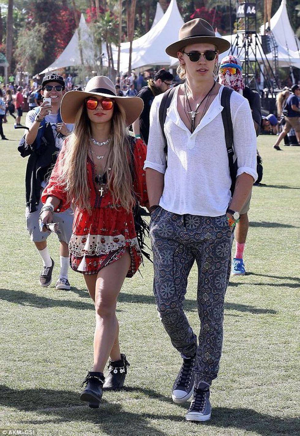 Proof That Austin Butler And Vanessa Hudgens Are The King And