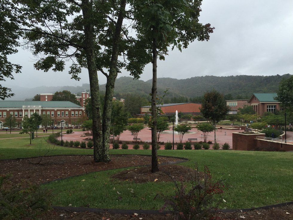 11 Signs Western Carolina University Isn T The Place For You