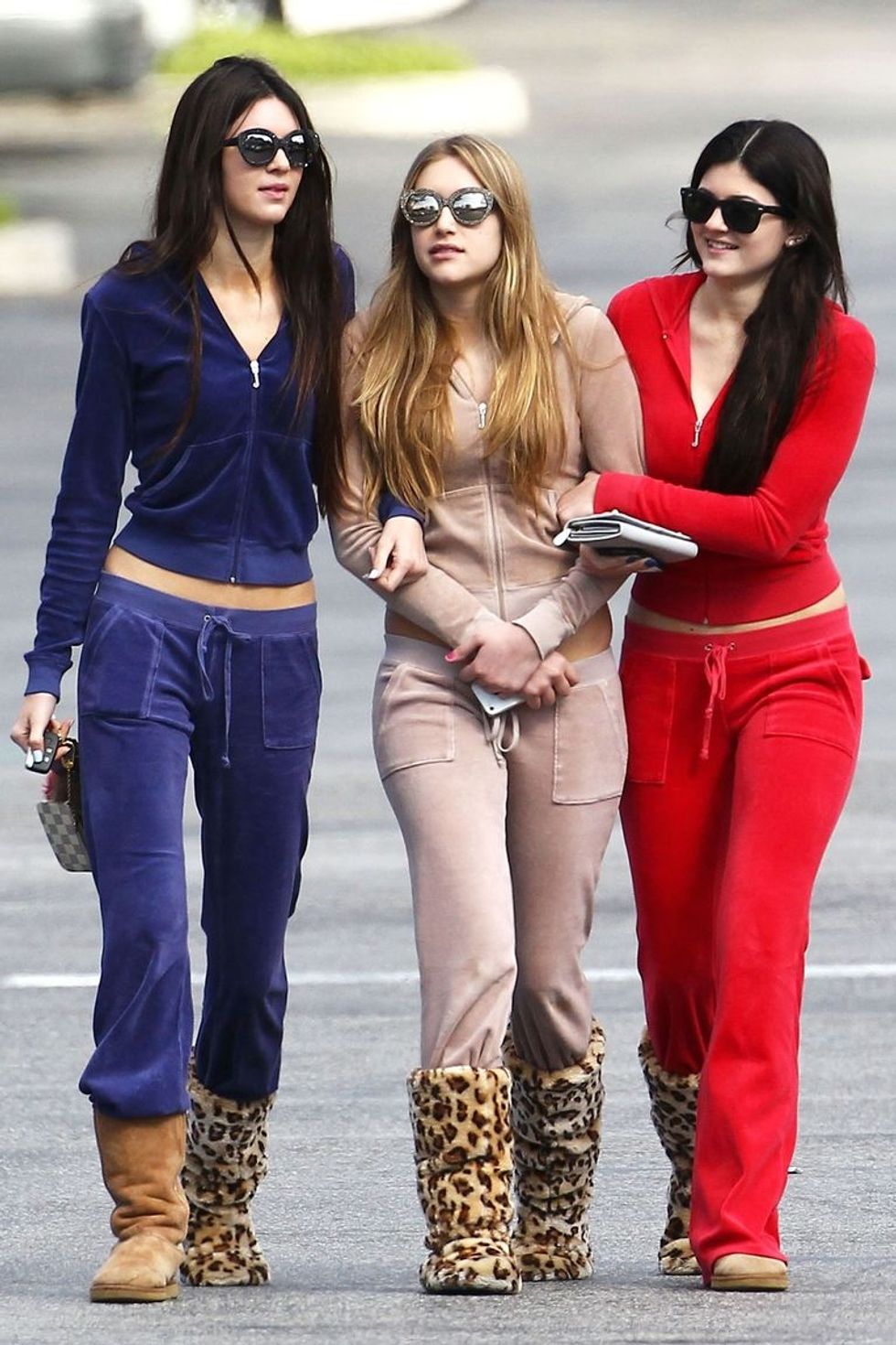 5 Reasons Juicy Couture Tracksuits Need To A Revival NOW 5-reasons-juicy-couture-tracksuits-need-to-a-revival-now