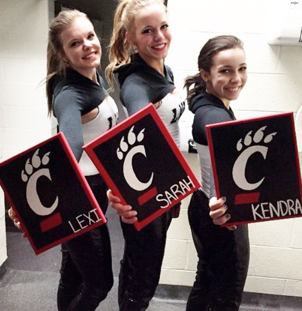 Why A Group Of 3 Best Friends Is The Best