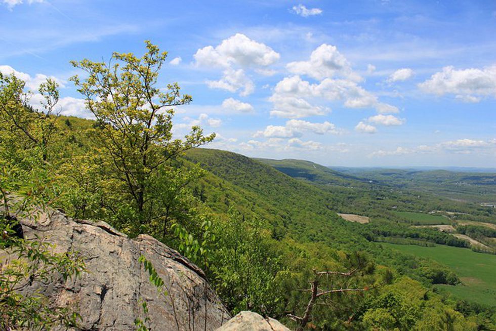 10 Scenic Places To Hike In New Jersey