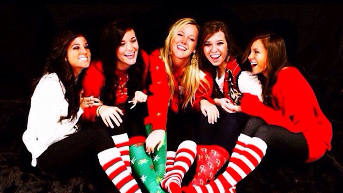 The Perfect List Of Christmas Gifts For College Girls